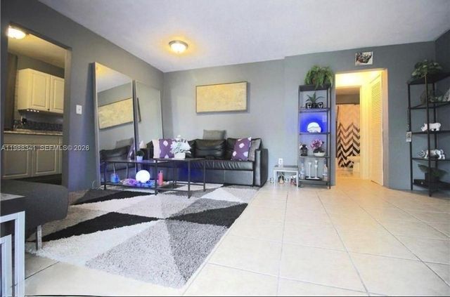 2120 NE 168th St C, North Miami Beach, FL 33162