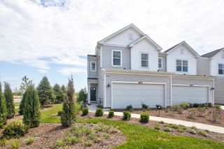 280 Kingsport Drive, South Elgin, IL 60177