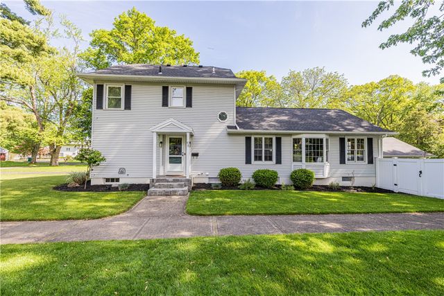 48 Rock Beach Road, Irondequoit, NY 14617