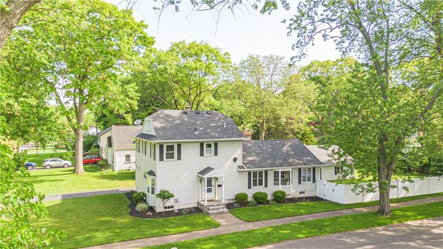 48 Rock Beach Road, Irondequoit, NY 14617