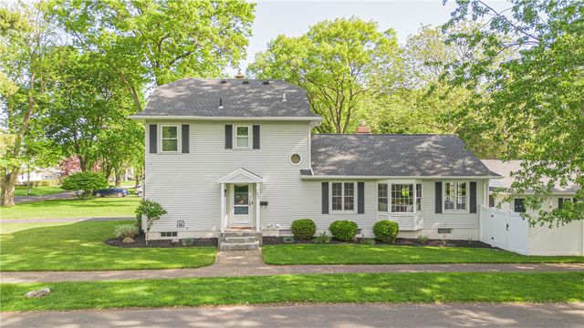 48 Rock Beach Road, Irondequoit, NY 14617