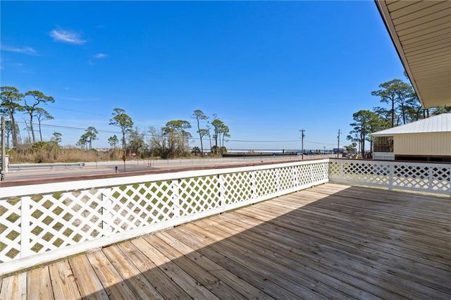 125 Bienville Boulevard, Dauphin Island, AL 36528