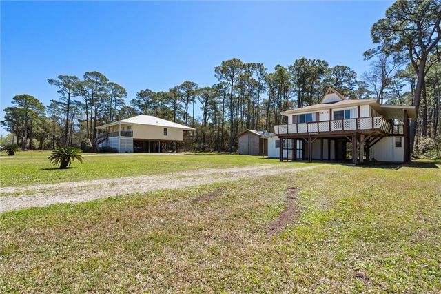 125 Bienville Boulevard, Dauphin Island, AL 36528