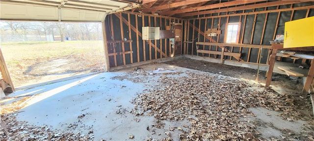 1001 N Main Street, Yates Center, KS 66783