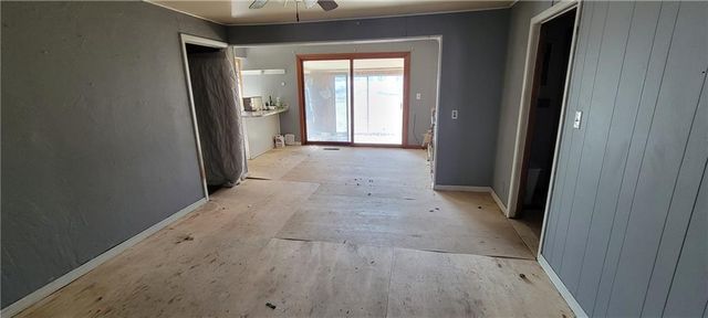 1001 N Main Street, Yates Center, KS 66783