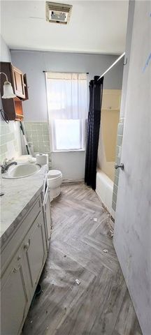 1001 N Main Street, Yates Center, KS 66783