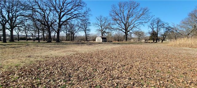 1001 N Main Street, Yates Center, KS 66783