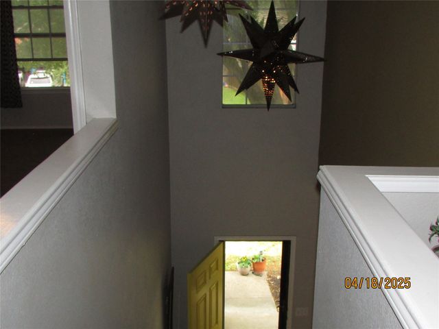 2709 Lakeside Drive, Burleson, TX 76028
