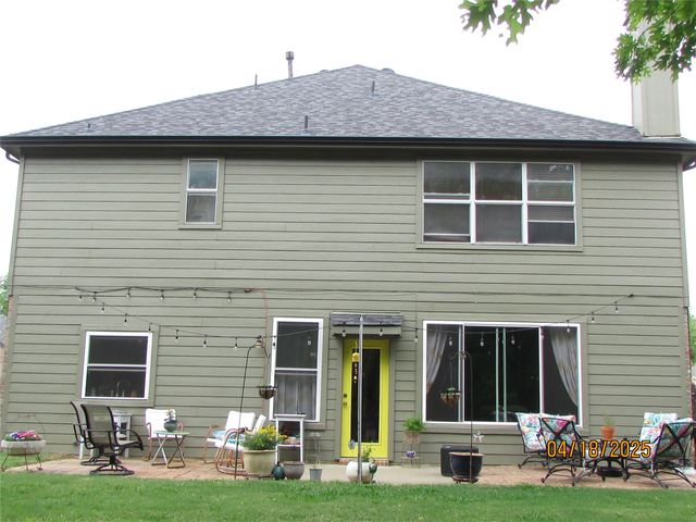 2709 Lakeside Drive, Burleson, TX 76028