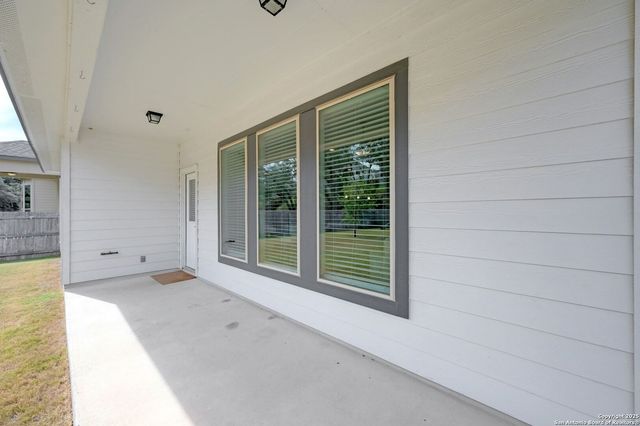 8942 Whimsey Ridge, Fair Oaks Ranch, TX 78015