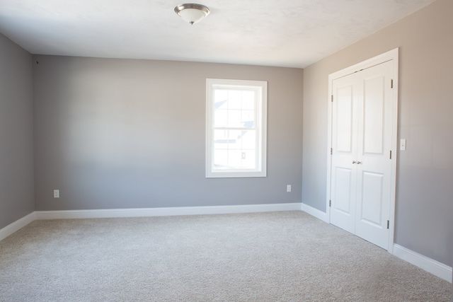 22 New York Street, Worcester, MA 01603