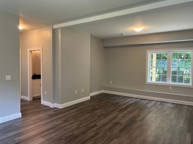 22 New York Street, Worcester, MA 01603