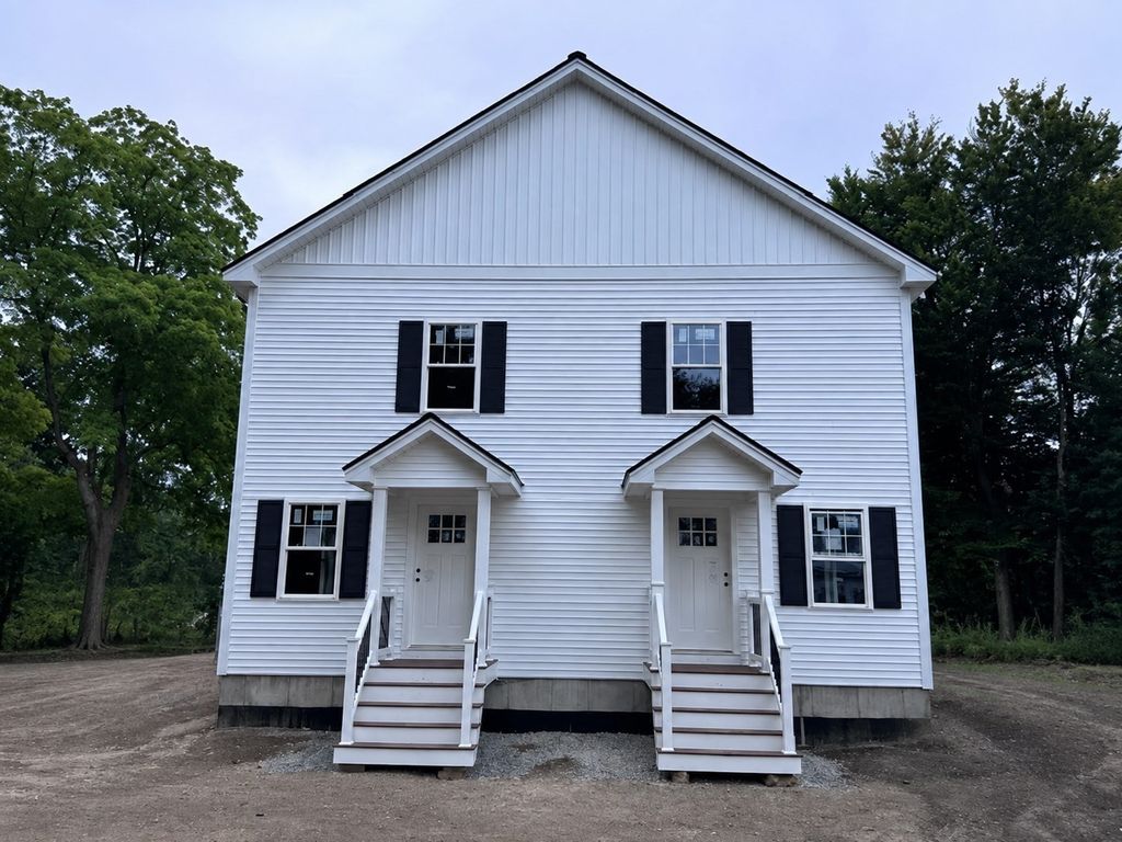 22 New York Street, Worcester, MA 01603