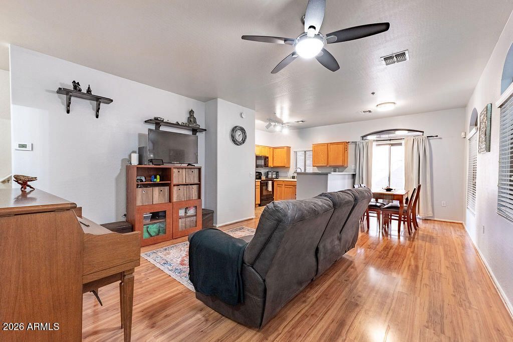 Image 3 of property listing at 2024 S BALDWIN -- 64, Mesa, AZ 85209