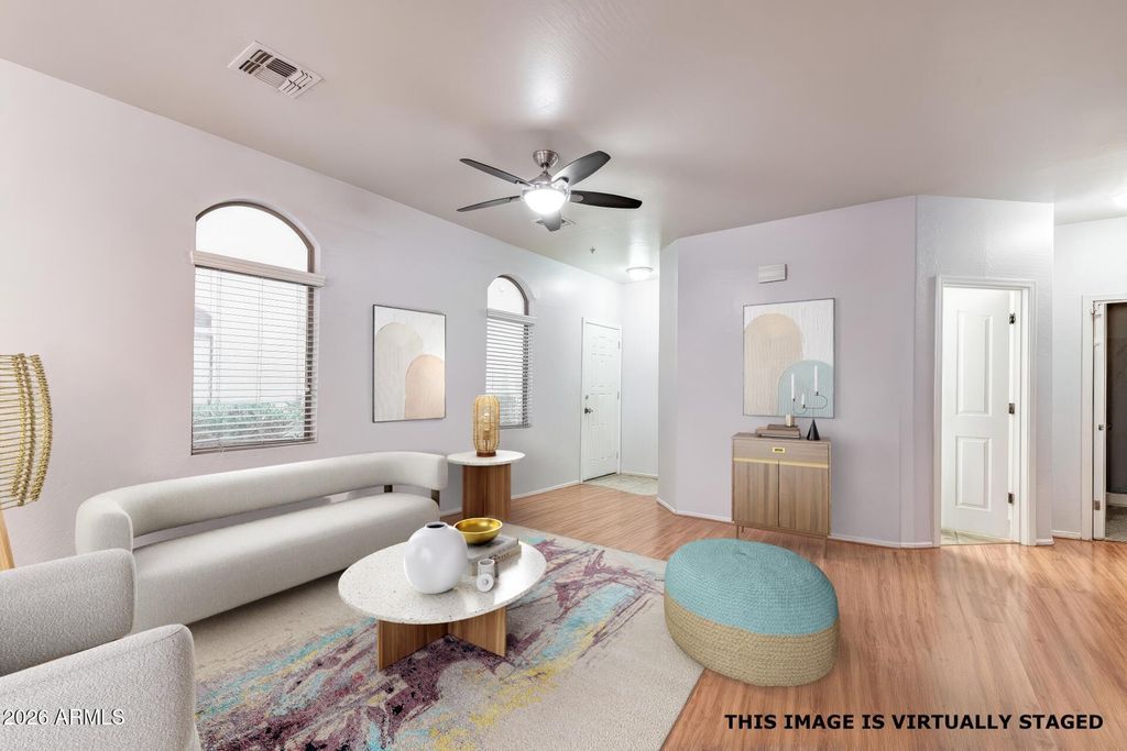 Image 5 of property listing at 2024 S BALDWIN -- 64, Mesa, AZ 85209