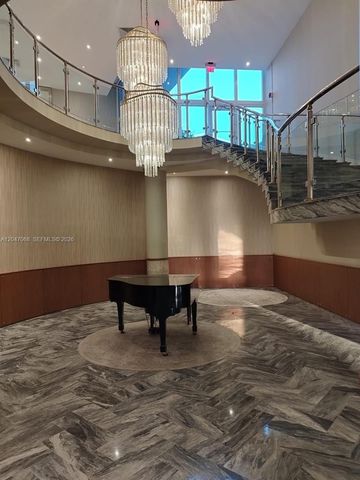 5401 Collins Avenue 1110, Miami Beach, FL 33140
