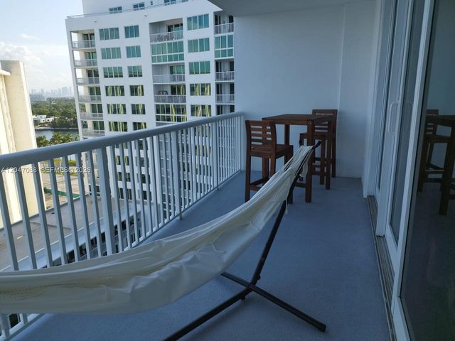 5401 Collins Avenue 1110, Miami Beach, FL 33140