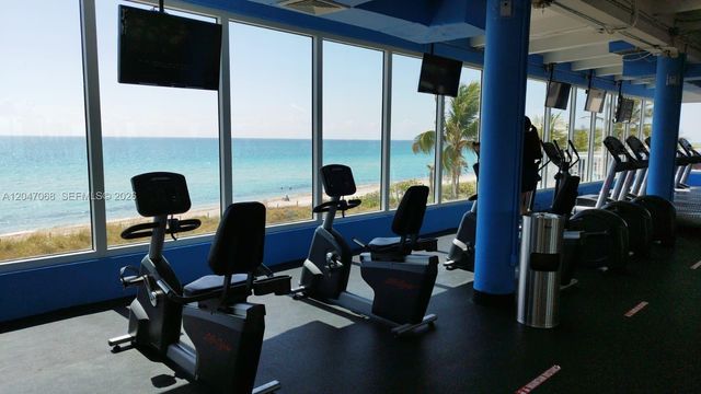 5401 Collins Avenue 1110, Miami Beach, FL 33140