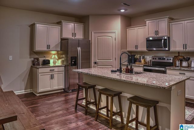 1048 GADWALL DRIVE, Alabaster, AL 35007