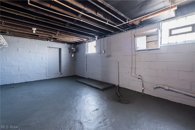 1000 Arlington Avenue SW, Canton, OH 44710