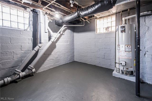 1000 Arlington Avenue SW, Canton, OH 44710