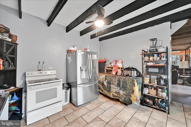 2460 GRANDVIEW AVE, Reading, PA 19606