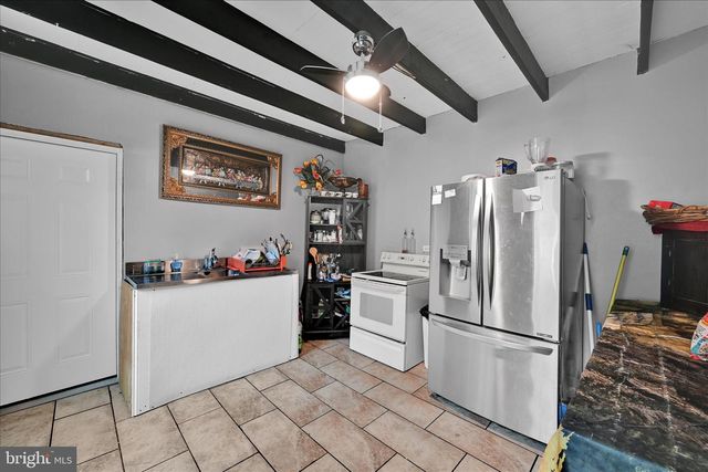 2460 GRANDVIEW AVE, Reading, PA 19606