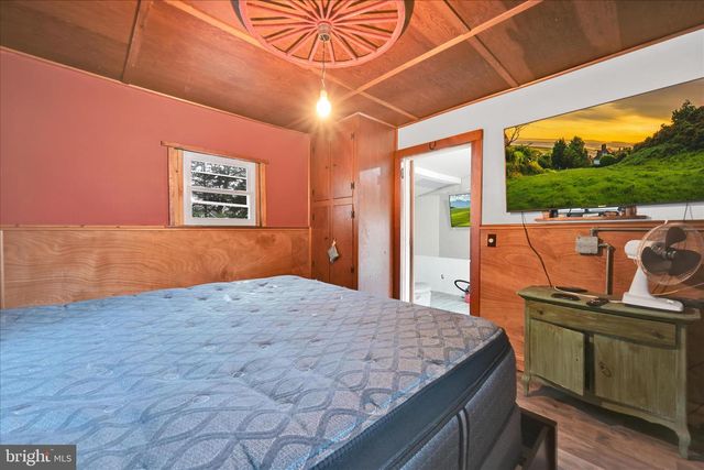 2460 GRANDVIEW AVE, Reading, PA 19606