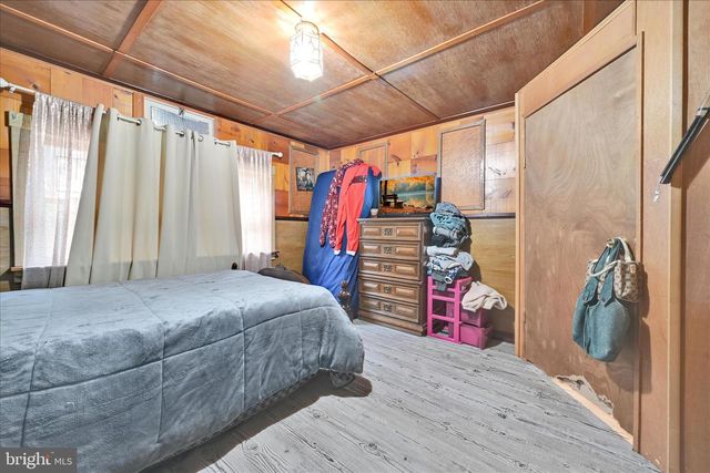 2460 GRANDVIEW AVE, Reading, PA 19606