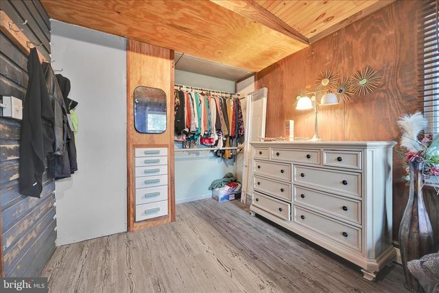 2460 GRANDVIEW AVE, Reading, PA 19606