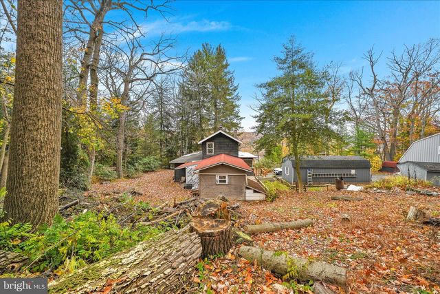 2460 GRANDVIEW AVE, Reading, PA 19606