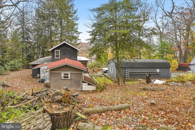 2460 GRANDVIEW AVE, Reading, PA 19606