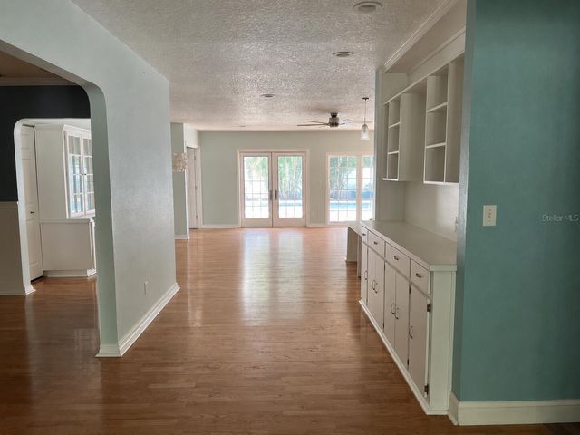 146 GIRALDA BOULEVARD NE, St Petersburg, FL 33704