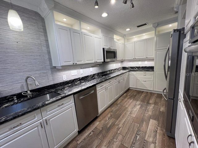 146 GIRALDA BOULEVARD NE, St Petersburg, FL 33704