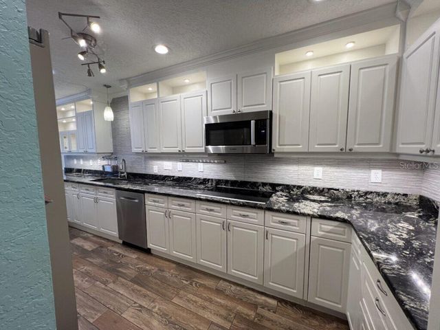 146 GIRALDA BOULEVARD NE, St Petersburg, FL 33704