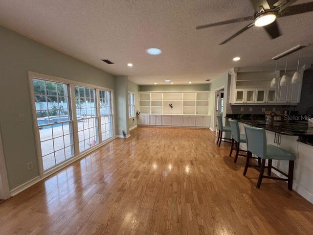 146 GIRALDA BOULEVARD NE, St Petersburg, FL 33704