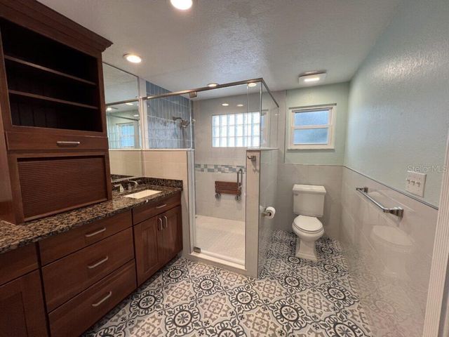 146 GIRALDA BOULEVARD NE, St Petersburg, FL 33704
