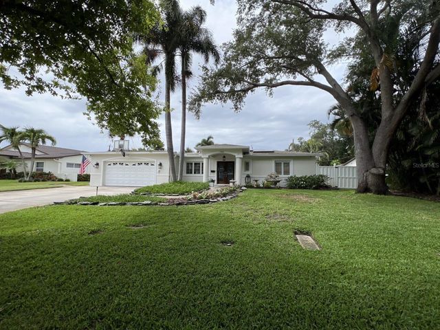 146 GIRALDA BOULEVARD NE, St Petersburg, FL 33704