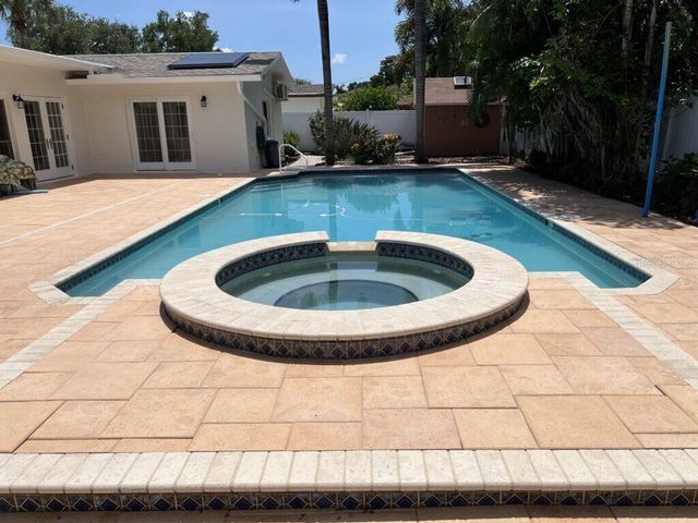 146 GIRALDA BOULEVARD NE, St Petersburg, FL 33704