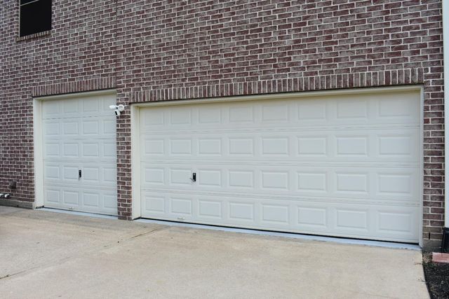 506 E Shadow Grove Lane, Richmond, TX 77406