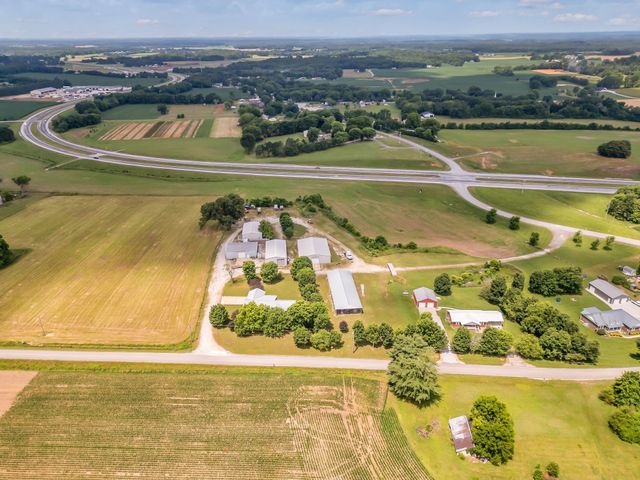 184 Buncombe Rd, Belvidere, TN 37306