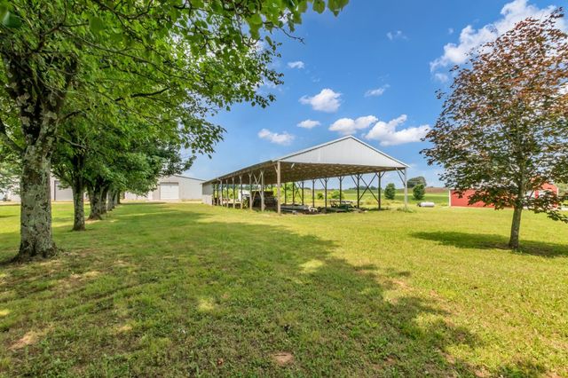 184 Buncombe Rd, Belvidere, TN 37306