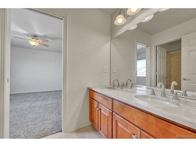 17672 E Weaver Pl, Aurora, CO 80016