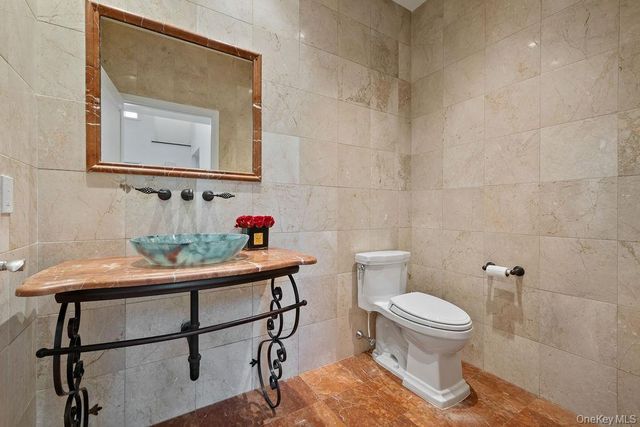 4 Beaver Pond Court, Stony Point, NY 10980