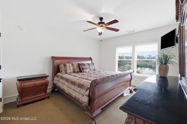 68 Bayou Circle, Gulfport, MS 39507