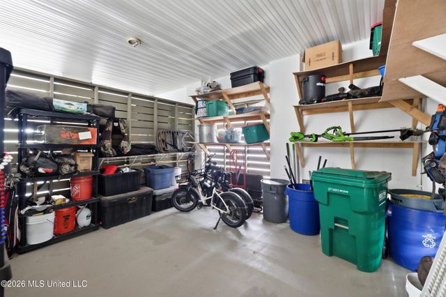 68 Bayou Circle, Gulfport, MS 39507