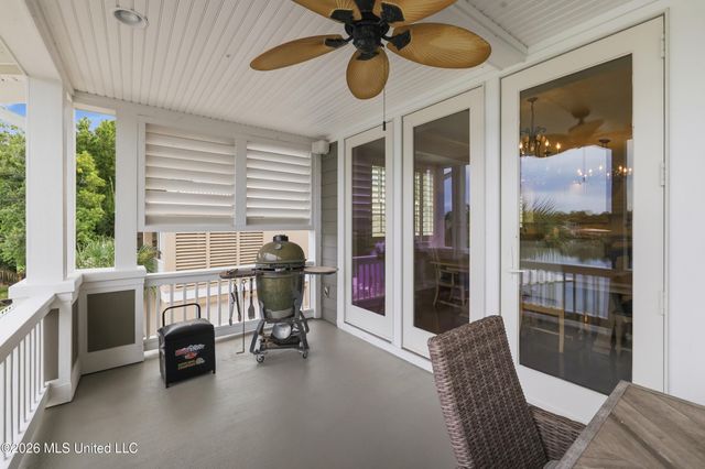 68 Bayou Circle, Gulfport, MS 39507