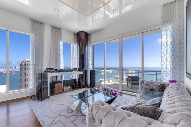 900 Brickell Key Boulevard 2904, Miami, FL 33131