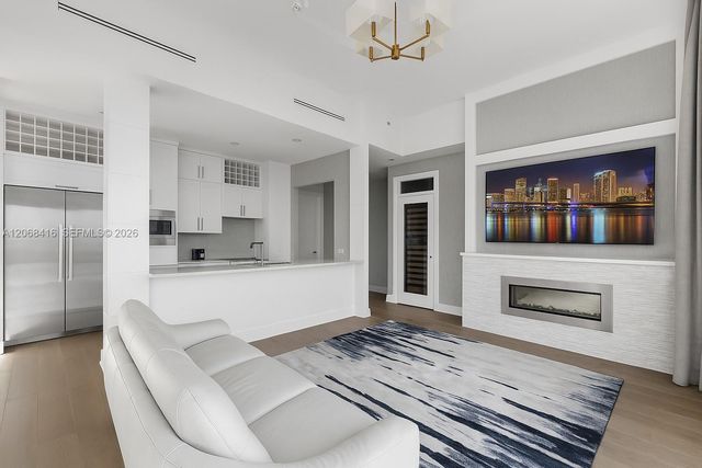 900 Brickell Key Boulevard 2904, Miami, FL 33131