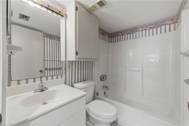 2121 Collier AVE # 502, Fort Myers, FL 33901